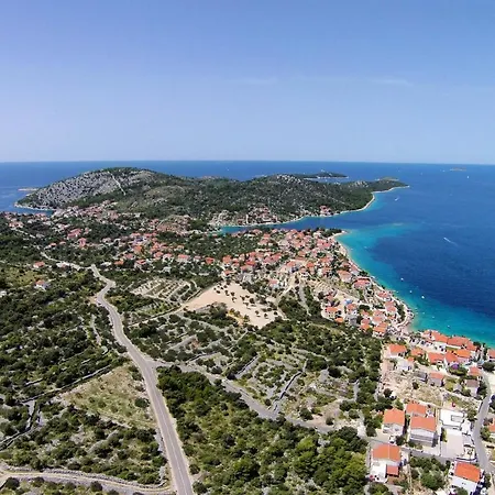 With Parking Space Razanj, - 12133 Appartement *