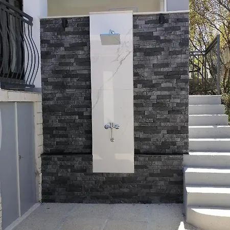 Apartment Apartments With Parking Space Razanj, Rogoznica - 12133 *