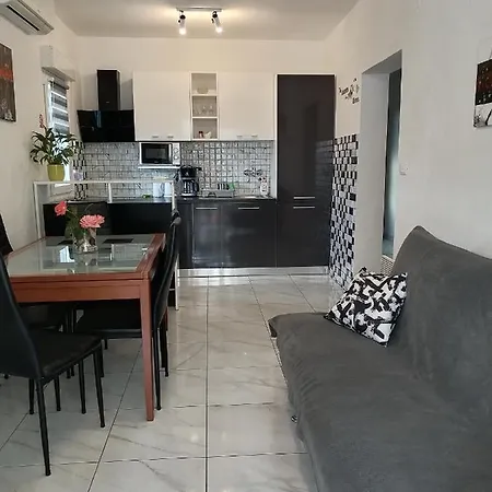 Apartments With Parking Space Razanj, Rogoznica - 12133 Apartment *