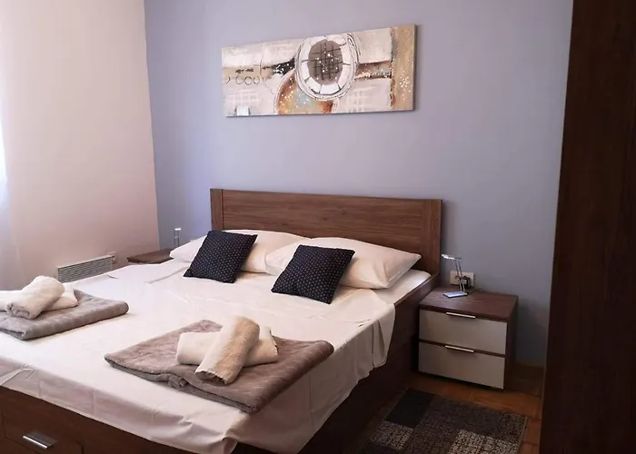 Apartments With Parking Space Razanj, Rogoznica - 12133 * Рогозница