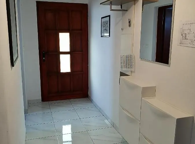 Apartments With Parking Space Razanj, Rogoznica - 12133 Апартаменты