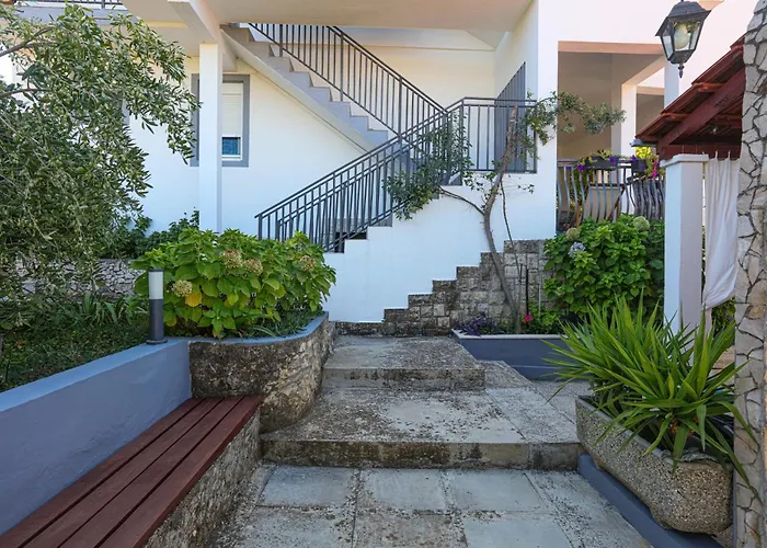 Apartments With Parking Space Razanj, Rogoznica - 12133