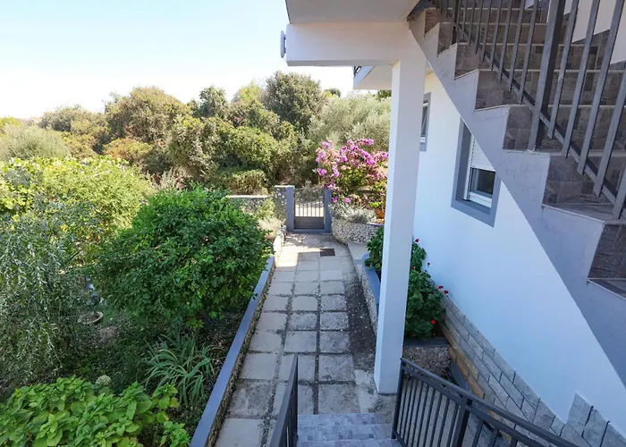 Apartments With Parking Space Razanj, Rogoznica - 12133 Рогозница